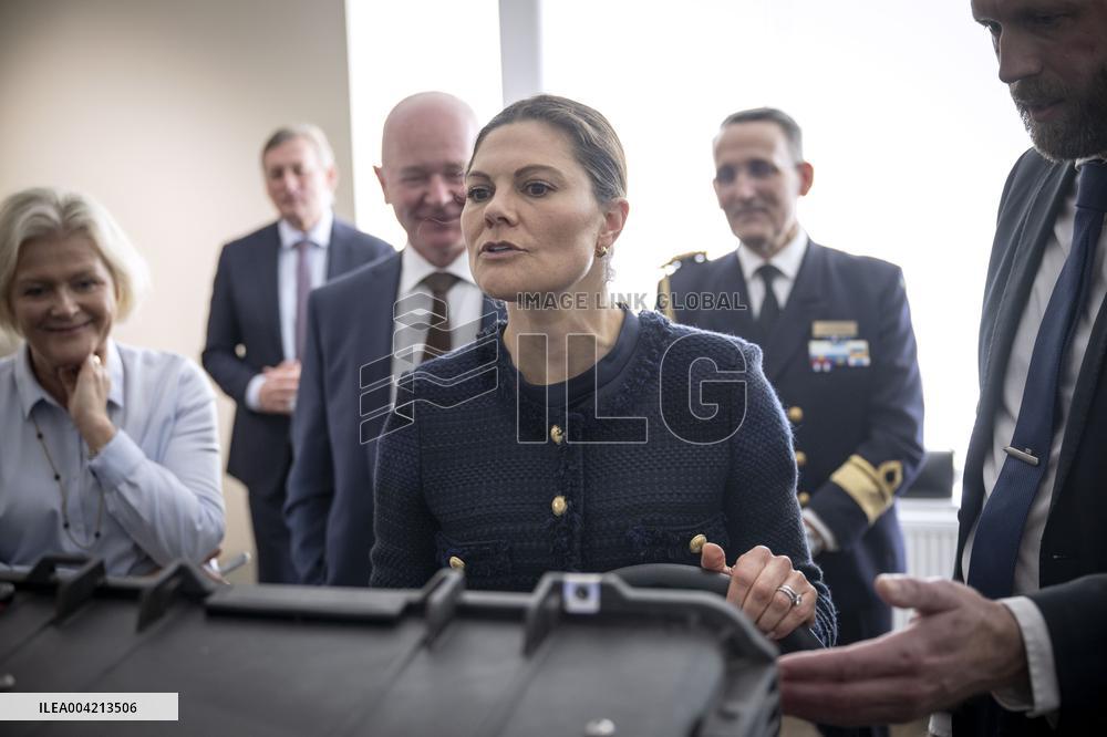 CROWN PRINCESS COUPLE VISITING SAAB IN KARLSKRONA