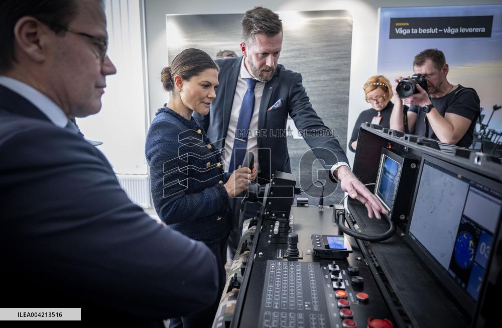 CROWN PRINCESS COUPLE VISITING SAAB IN KARLSKRONA