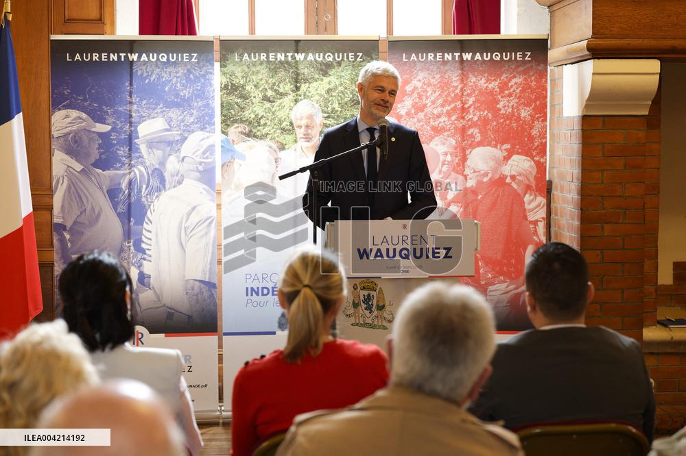 Laurent Wauquiez during a campaign meeting - Compiegne