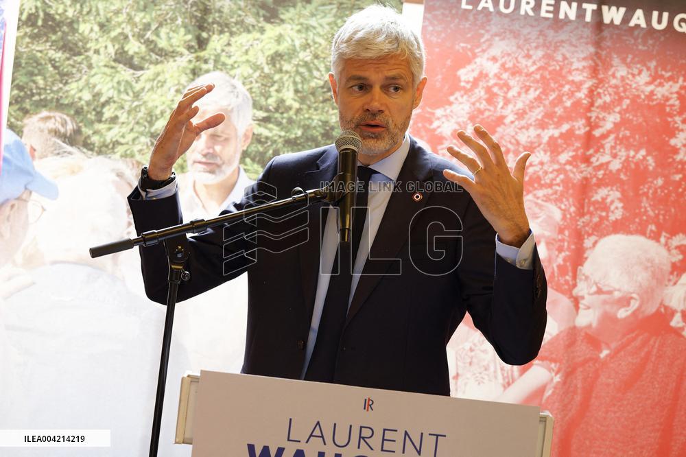 Laurent Wauquiez during a campaign meeting - Compiegne