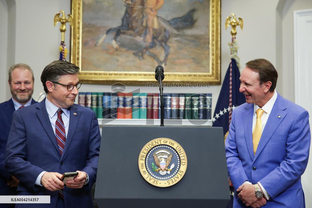 DC: President Donald Trump speaks alongside Louisiana Governor Jeff Landry