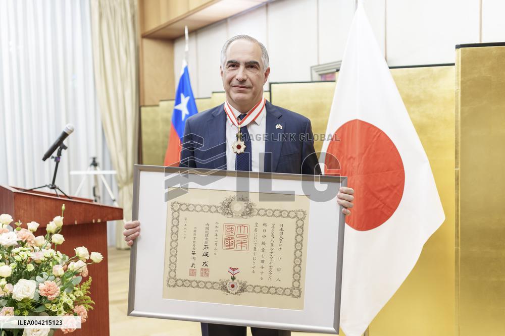 Senator Francisco Javier Chahuán was awarded the "Order of the