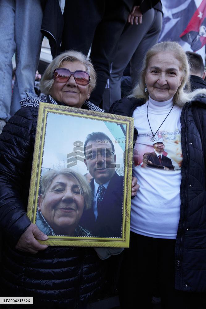 Istanbul Protest For Democracy - Istanbul