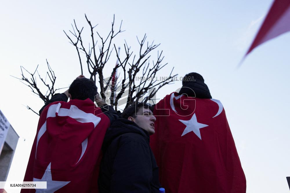 Istanbul Protest For Democracy - Istanbul