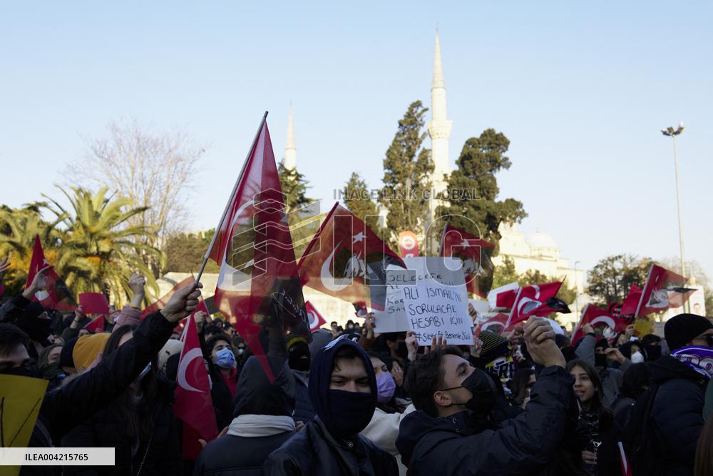 Istanbul Protest For Democracy - Istanbul