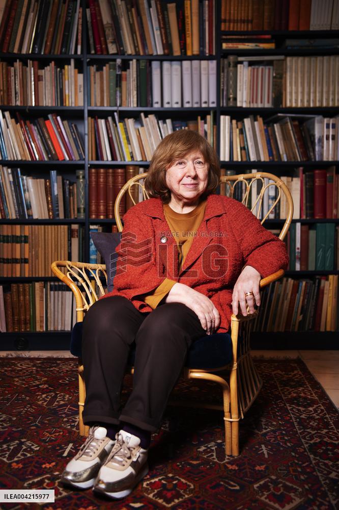AUTHOR SVETLANA ALEXIEVICH