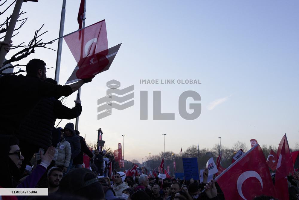 Istanbul Protest For Democracy - Istanbul