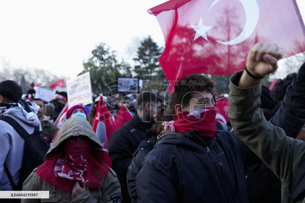 Istanbul Protest For Democracy - Istanbul