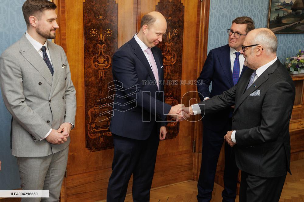 New ministers take oath of office