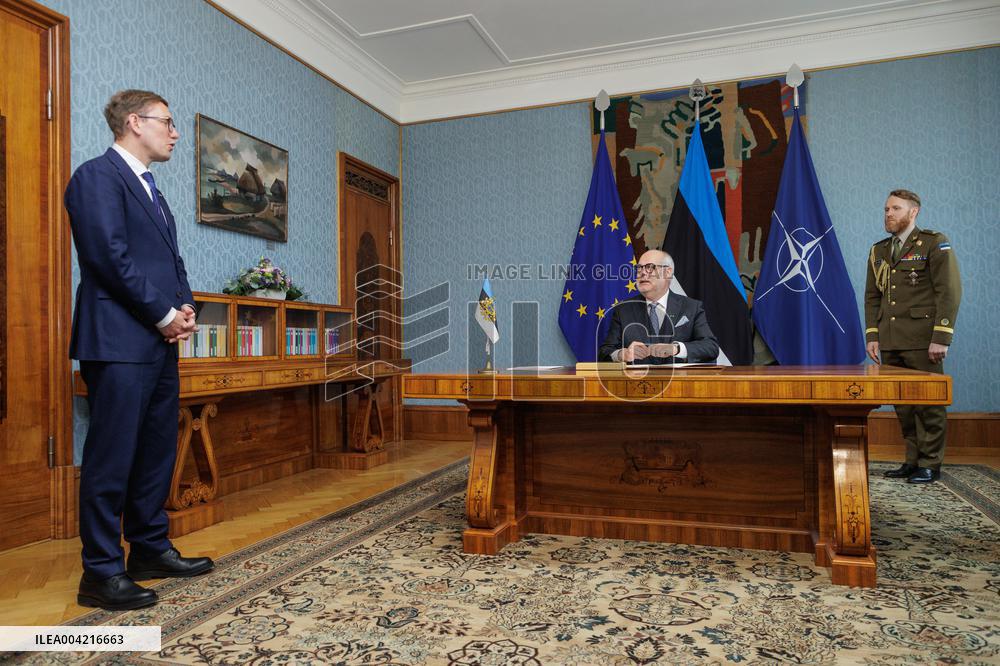 New ministers take oath of office