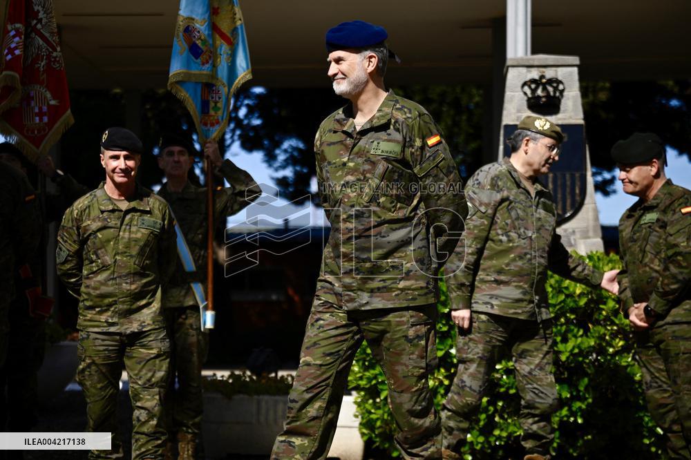King Felipe Visits The Army's 'Aragon I' Brigade - Spain