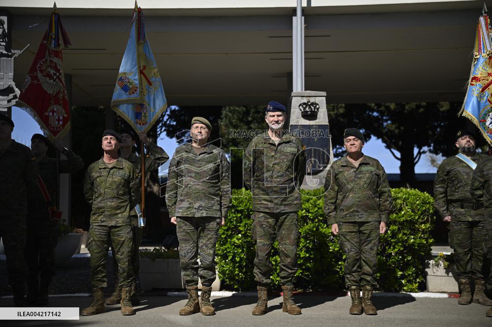 King Felipe Visits The Army's 'Aragon I' Brigade - Spain