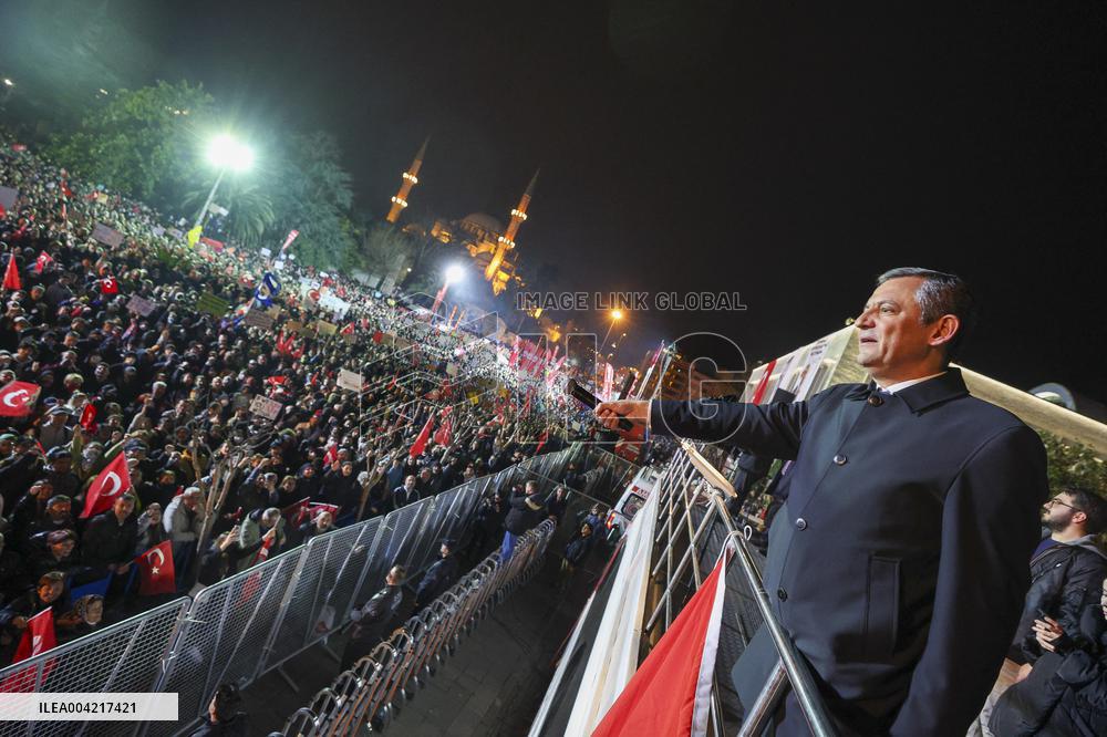 Thousands Rally in Istanbul for Sixth Night to Protest Mayors Jailing