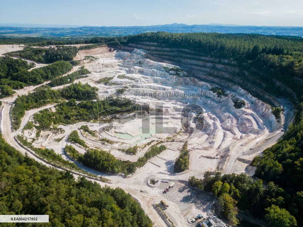 French Mining Company Imerys Will Open A Lithium Mine In France By 2028