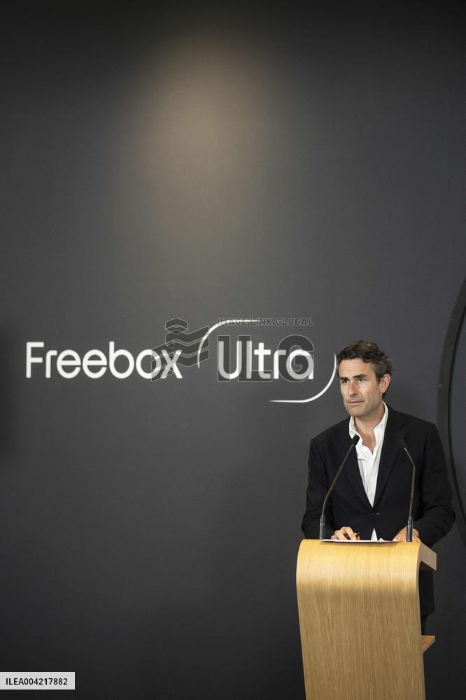 Iliad Press conference - Paris