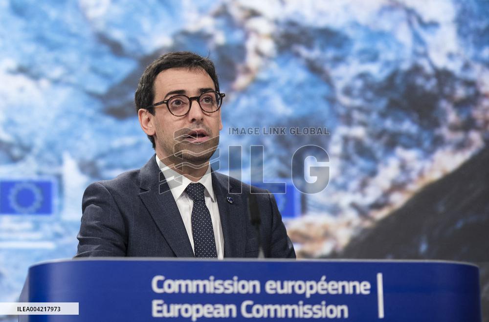 Stephane Sejourne Speaks to The Media - Brussels