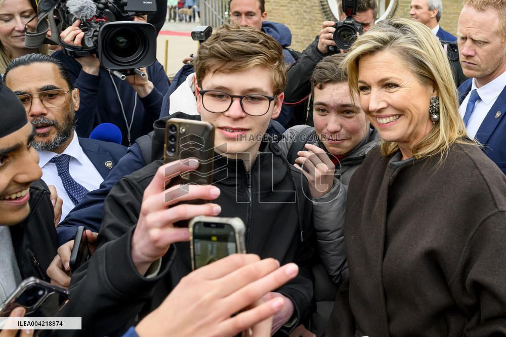 Queen Maxima Attends Lesson On Money - Haarlem
