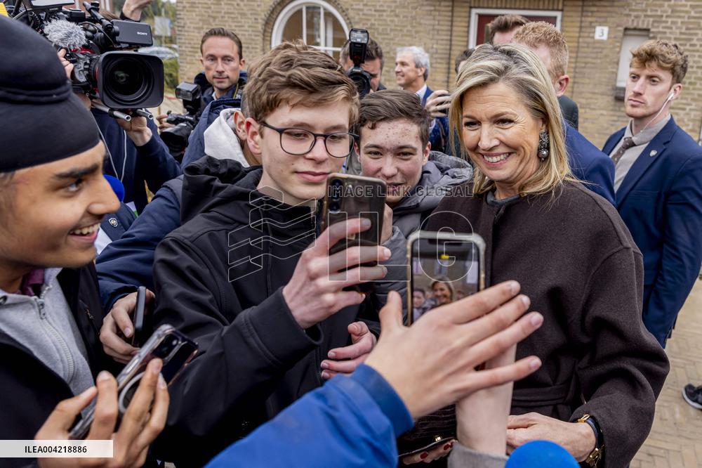 Queen Maxima Attends Lesson On Money - Haarlem