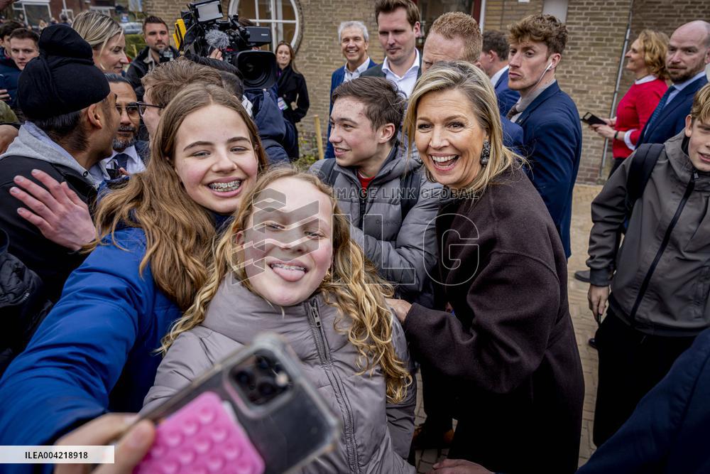Queen Maxima Attends Lesson On Money - Haarlem
