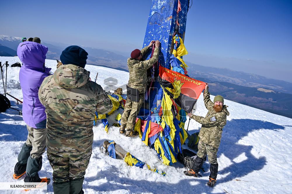 Charity ascent to highest peak of Carpathians Hoverla-2025