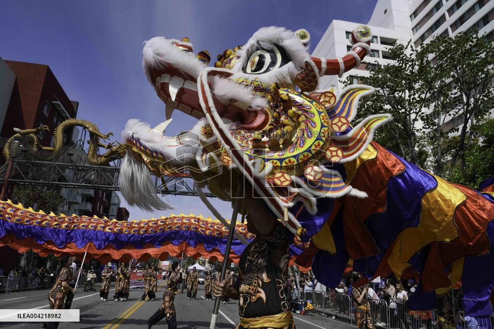 Golden Dragon Parade in Chinatown - LA