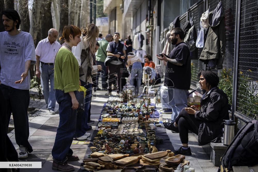 Iranian Women On The Streets Disregarding Compulsory Hijab - Tehran