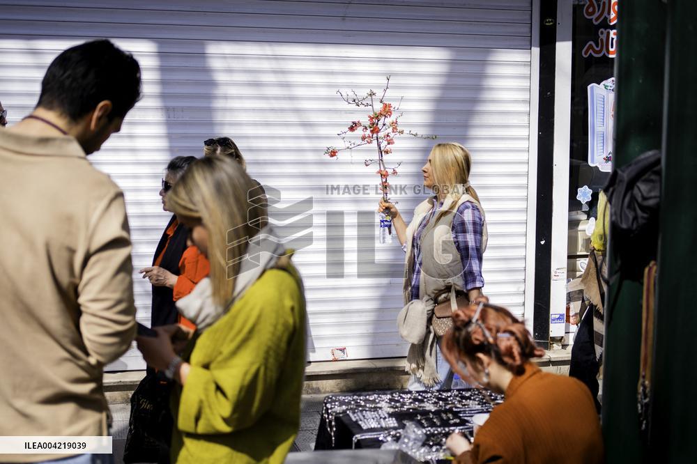 Iranian Women On The Streets Disregarding Compulsory Hijab - Tehran