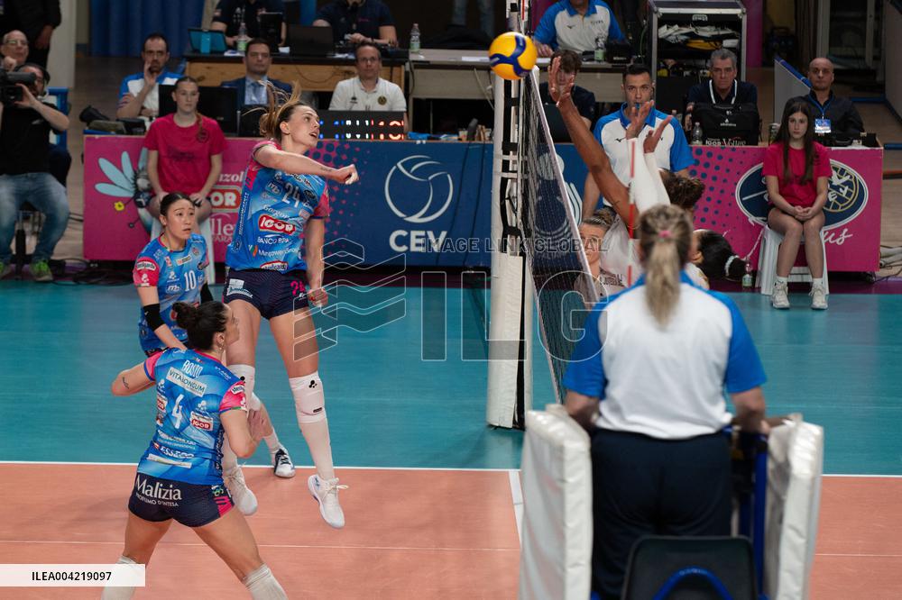 VOLLEY - CEV Cup Women - Igor Gorgonzola Novara vs CS Volej Alba BLAJ