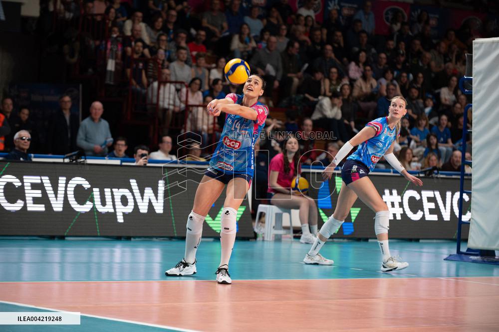 VOLLEY - CEV Cup Women - Igor Gorgonzola Novara vs CS Volej Alba BLAJ