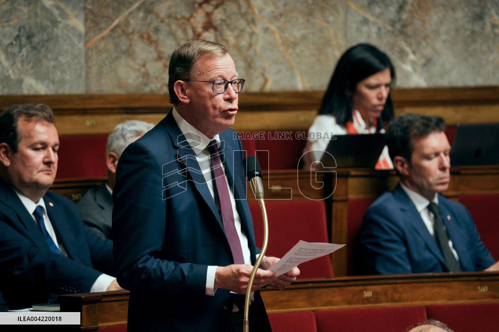 Questions to the government at the National Assembly - Paris AJ