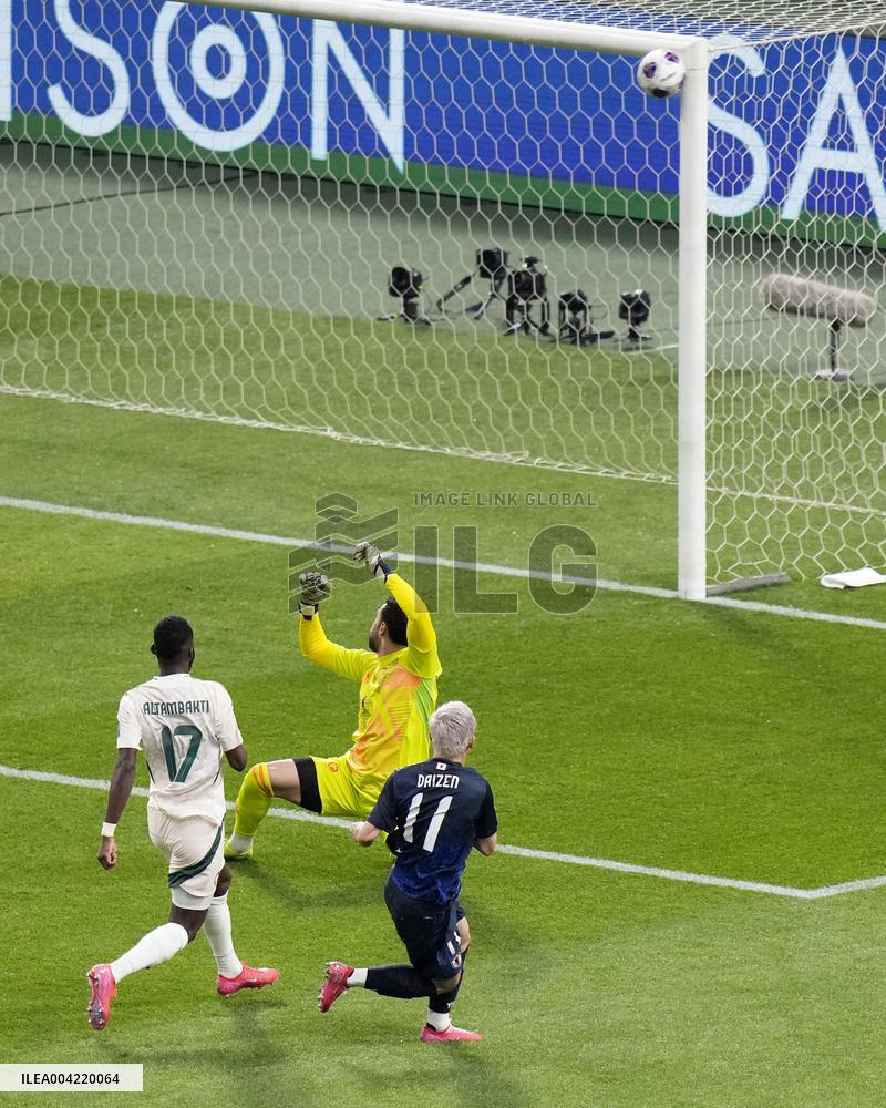 Football: World Cup qualifier