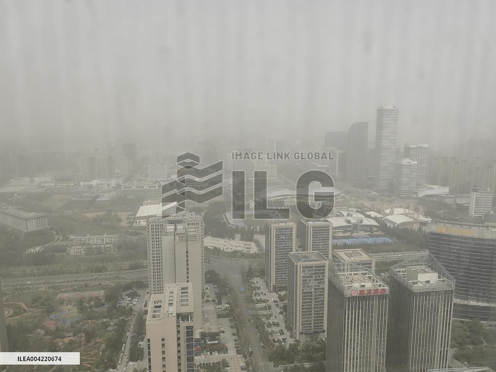Sandstorm Hit Xi'an