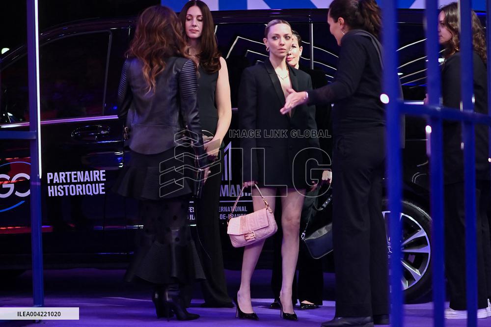 eries Mania - Amanda Seyfried At Long Bright River Screening