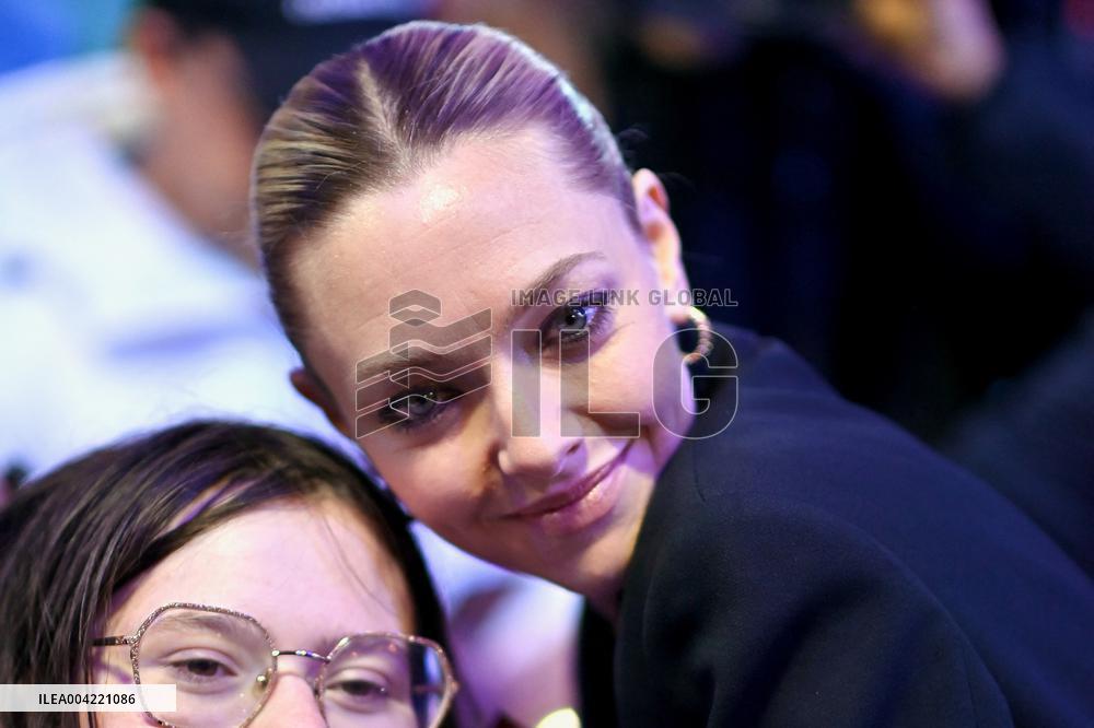 eries Mania - Amanda Seyfried At Long Bright River Screening