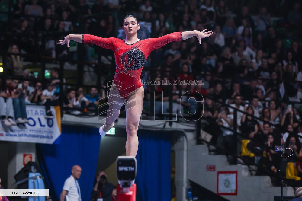 ALTRO - Ginnastica - Serie A Artistic Gymnastics