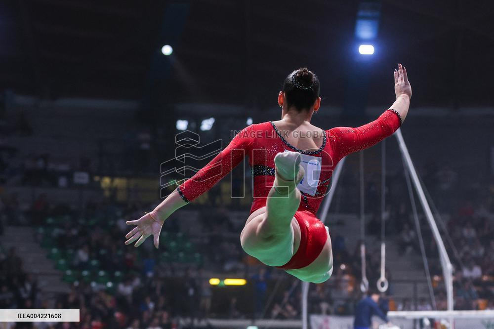 ALTRO - Ginnastica - Serie A Artistic Gymnastics