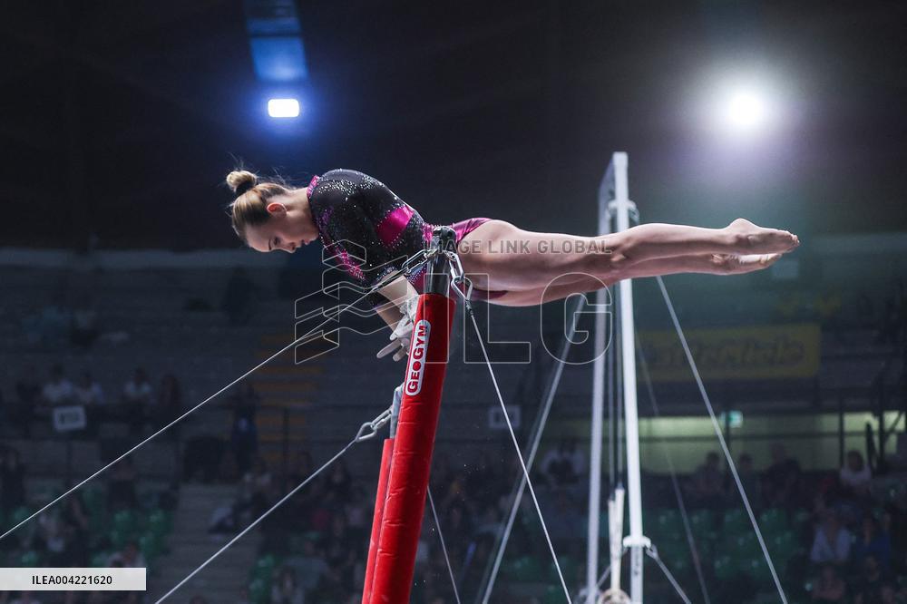 ALTRO - Ginnastica - Serie A Artistic Gymnastics