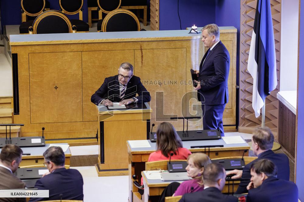 New ministers take oath of office