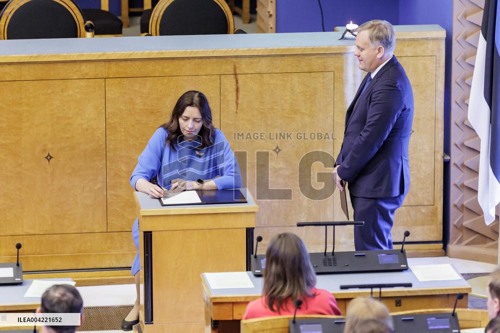 New ministers take oath of office