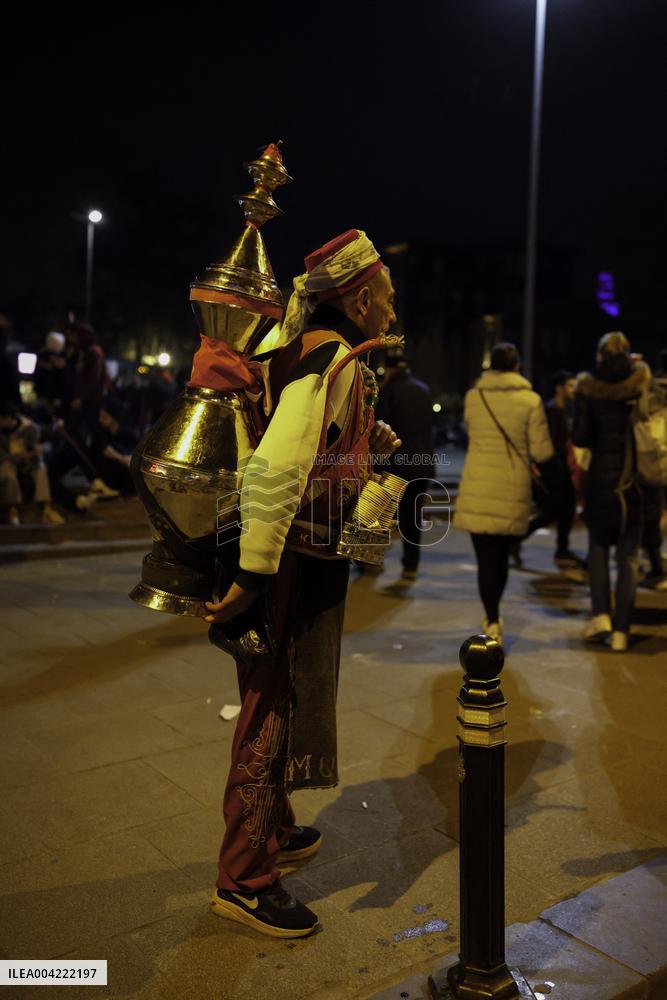 Thousands protest on the 7th day after arrest of Mayor - Istanbul
