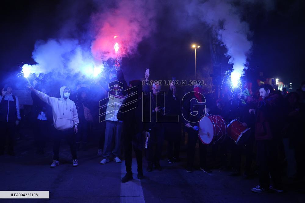 Thousands protest on the 7th day after arrest of Mayor - Istanbul
