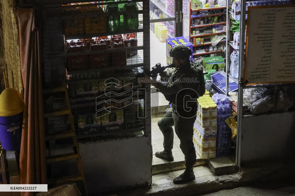 1 Palestinian killed, several detained in Israel raid in northern West Bank