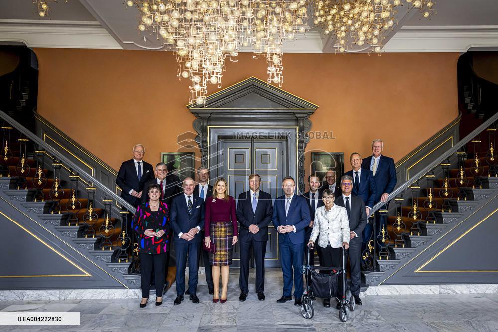 Royals Receive The King's Commissioners - The Hague