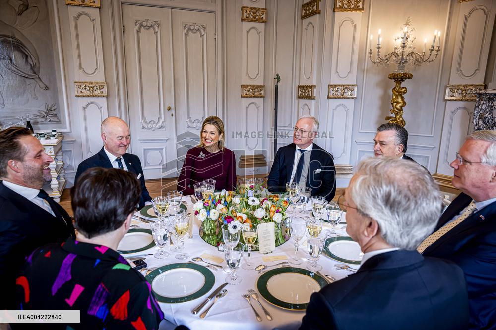 Royals Receive The King's Commissioners - The Hague