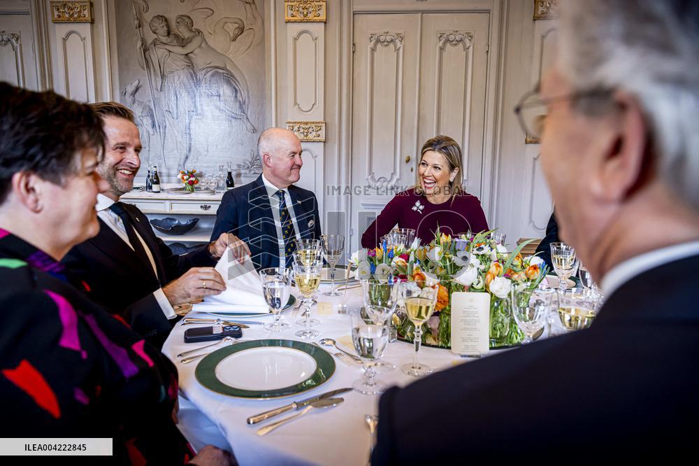 Royals Receive The King's Commissioners - The Hague