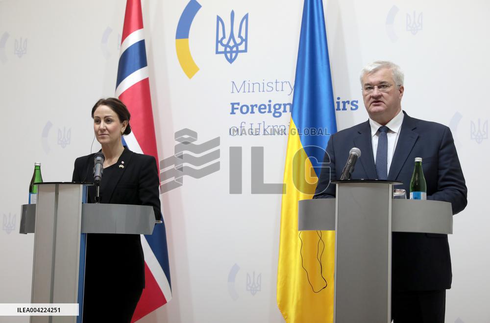 Joint press conference of Andrii Sybiha, Espen Barth Eide and Tonje Brenna in Kyiv