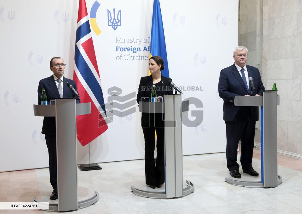 Joint press conference of Andrii Sybiha, Espen Barth Eide and Tonje Brenna in Kyiv