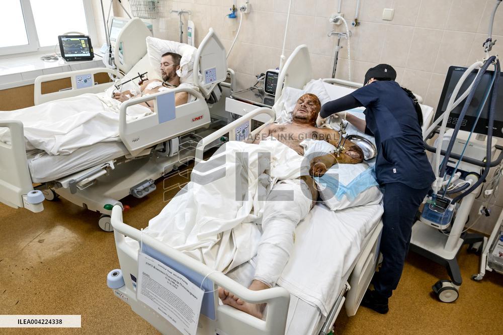 Doctors save severely wounded soldiers from front line in Dnipro