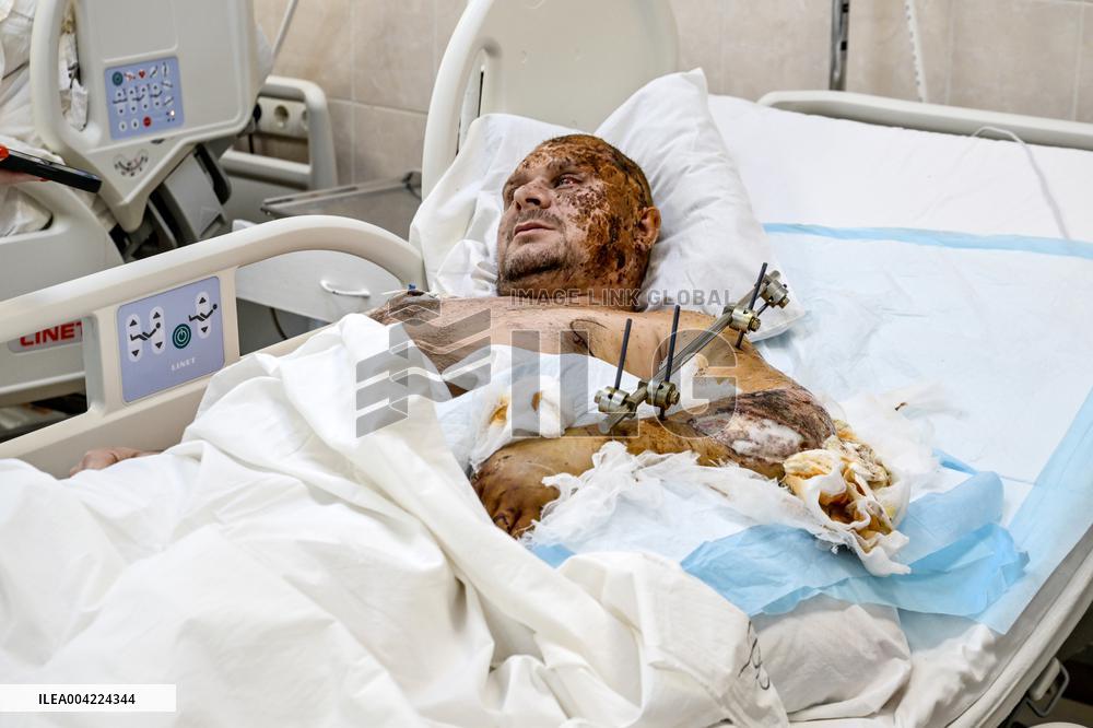 Doctors save severely wounded soldiers from front line in Dnipro