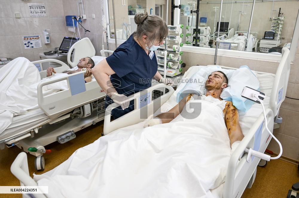 Doctors save severely wounded soldiers from front line in Dnipro